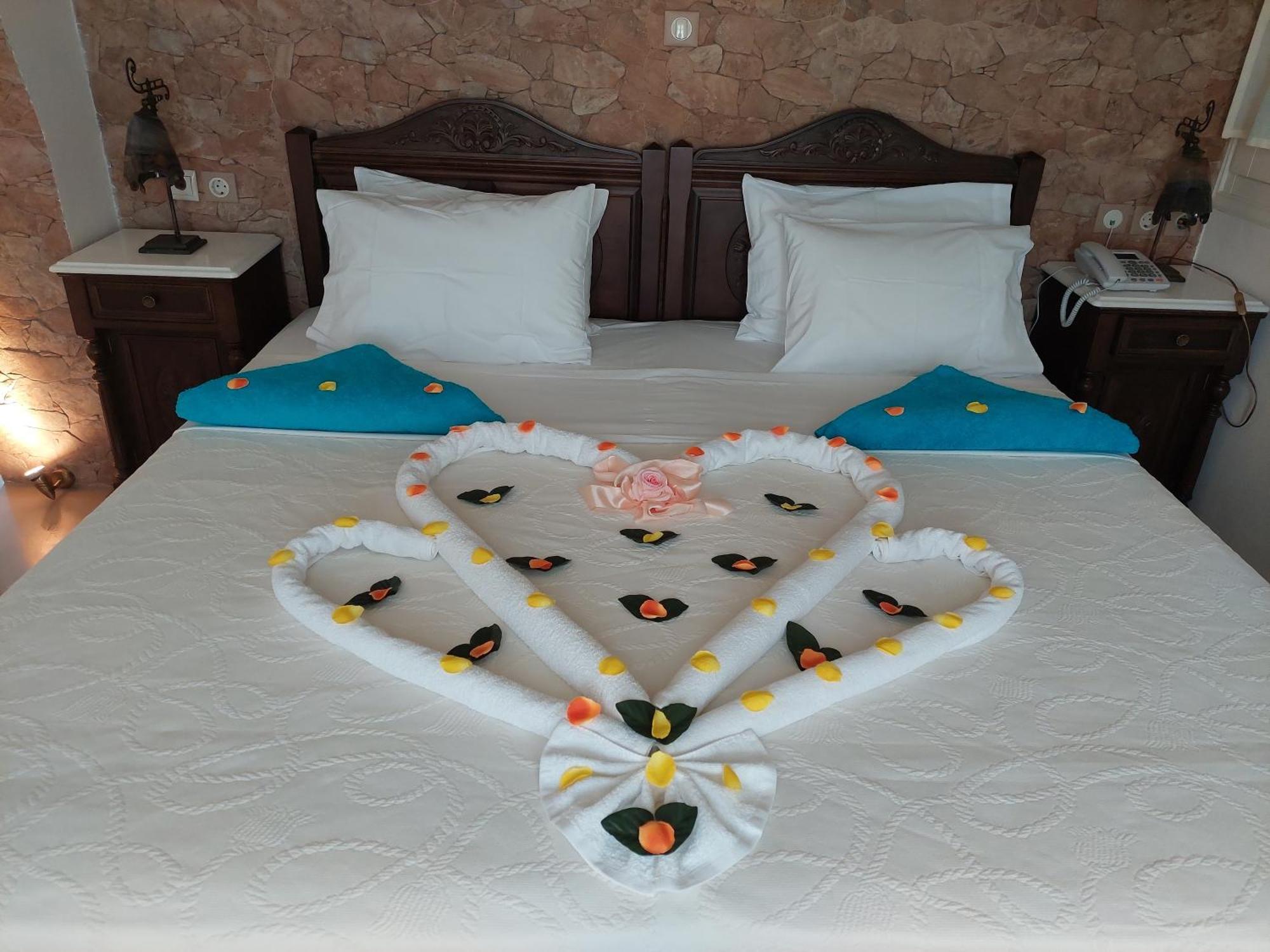 Tinos Aqua Palazzo Hotel Exterior photo
